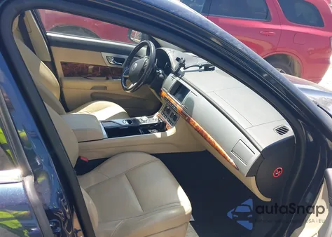 2013 Jaguar Xf V6 Sc z USA, uszkodzony, nr VIN SAJWA0E75D8S69469